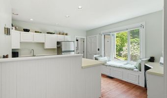 207 Dodge St, Beverly, MA 01915