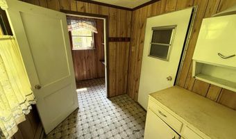 214 Westlake Rd, Ansted, WV 25812