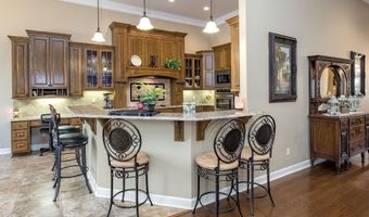 5 Utrera Ln, Hot Springs Village, AR 71909