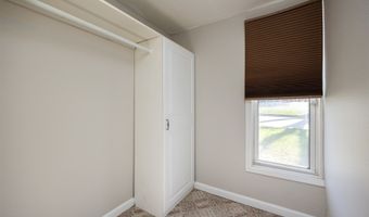 209 4th St SE, Altoona, IA 50009