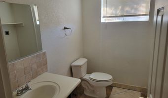 527 N 4TH St B, Avondale, AZ 85323