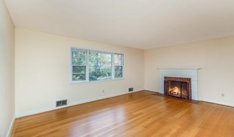 5852 LOWELL Ave, Alexandria, VA 22312