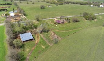 3988 N Farm Road 35, Ash Grove, MO 65604