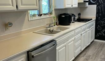 1913 Wayside Ln, Ava, MO 65608