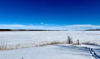 28 W Shore Rd, Babb, MT 59411