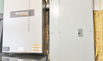 40 Kathryn Ln, Bangor, ME 04401