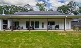 616 HIRAM Dr, Bauxite, AR 72011