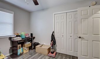 637 W 30th St, Baxter Springs, KS 66713
