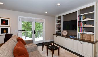 125 White Cottage Rd N, Angwin, CA 94508
