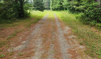 70 Back Rd, Abbot, ME 04406