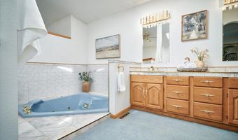 4814 OASIS St, Cheyenne, WY 82009