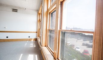 74 Hammond St 3, Bangor, ME 04401