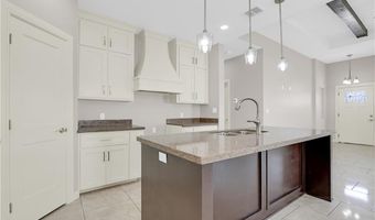 824 Lark St, Alamo, TX 78516