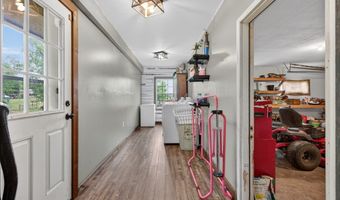 147 Iron Ore Ln, Barren Springs, VA 24313