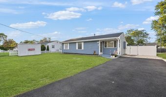 1228 Pacific Ave, Beachwood, NJ 08722