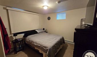 6 E Wabasha Ave, Baker, MT 59313