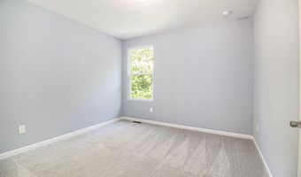 2865 Dillon Dr, Ann Arbor, MI 48105