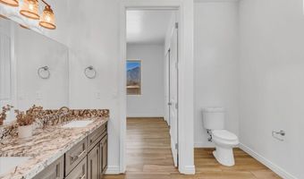135 W Hawk Way, Amado, AZ 85645