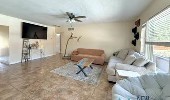 1515 Bryan Cir, Carlsbad, NM 88220