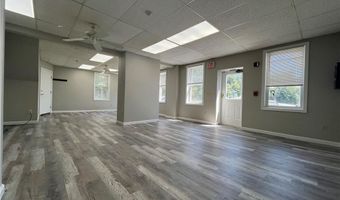 1390 Mendon Rd, Cumberland, RI 02864