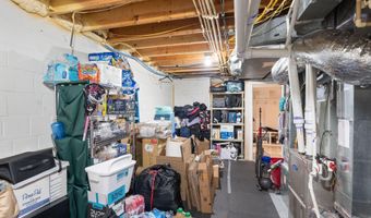 4226 40TH St N, Arlington, VA 22207
