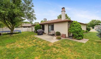 1307 Walker Ct, Auburn, IN 46706