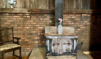 1796 Gladstone Hollow Rd, Andes, NY 13731