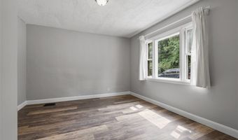 2307 Mission St, Airville, PA 15203