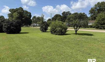211 7th Ave, Atmore, AL 36502