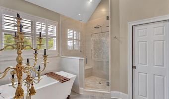 117 Majestic Dr, Adams Twp., PA 16046