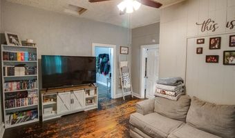 2623 Powhattan St, Alton, IL 62002