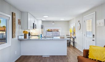 437 Riverfront Dr, Bullhead City, AZ 86442