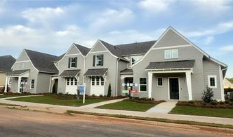 1752 WOODLAND PINES Ln, Auburn, AL 36830