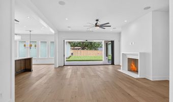 255 CLAYWELL Dr, Alamo Heights, TX 78209
