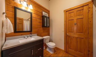 1910 9th St, Aurora, NE 68818