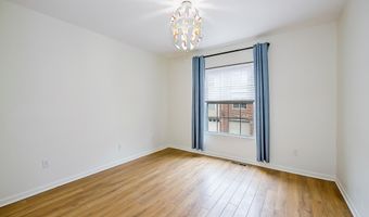 120 W Oakbrook Dr, Ann Arbor, MI 48103