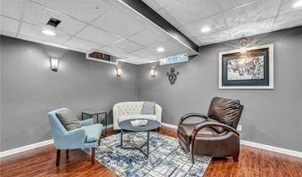 10342 Townley Ct, Aurora, OH 44202