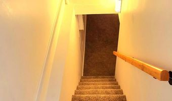 64 4th St, Bristol, CT 06010