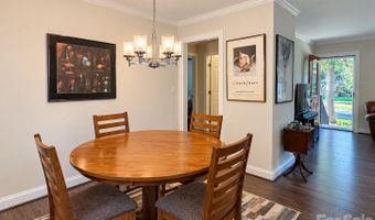 2720 Shamrock Dr, Charlotte, NC 28205