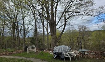 134 Washington St, Brattleboro, VT 05301
