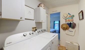 56 Leisure Dr, Auburndale, FL 33823