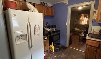 2627 Lincoln St, Anderson, IN 46016