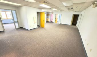 10 S Main St, Altura, MN 55910