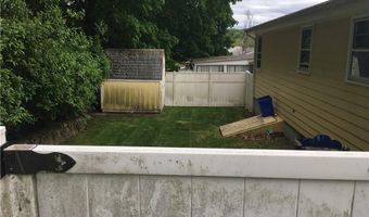 17 Woodcliff Ave, North Providence, RI 02911
