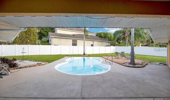 2506 EMERALD TREE Ln, Apopka, FL 32712