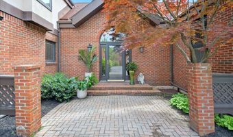 101 E Krumkill Rd, Albany, NY 12208