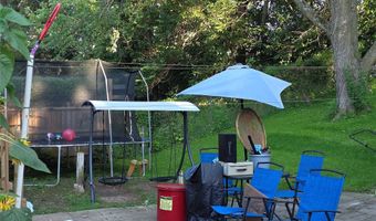 433 E Marion St, Des Moines, IA 50315