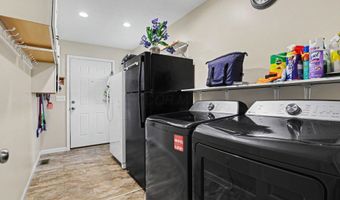 126 E Church St, Amanda, OH 43102
