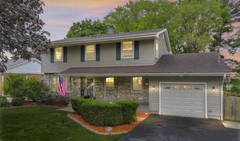 912 David St, Antioch, IL 60002