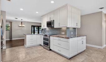 1732 SE Avenue J, Belle Glade, FL 33430